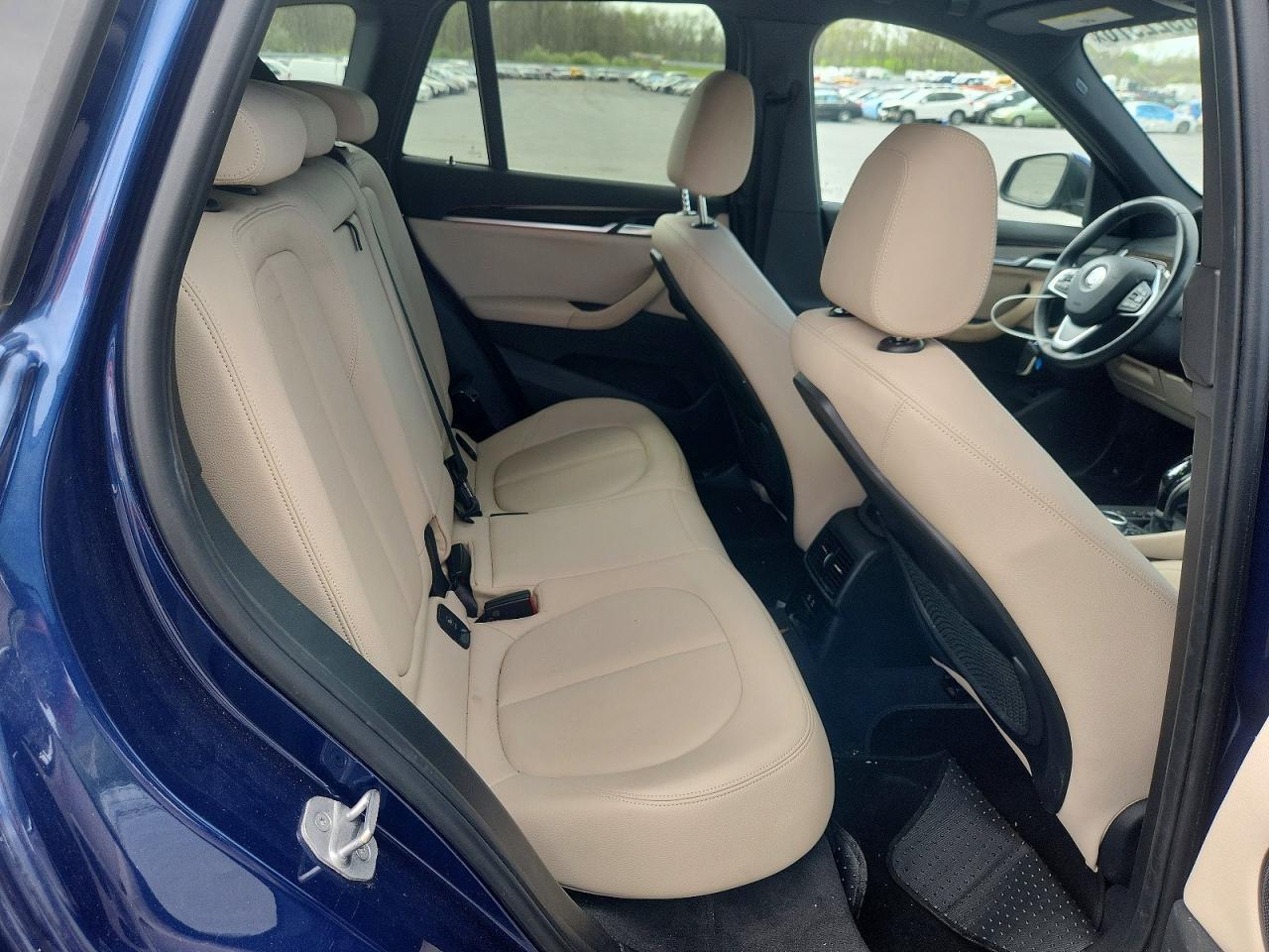2021 BMW X1 xDrive28I - zdjęcie 11