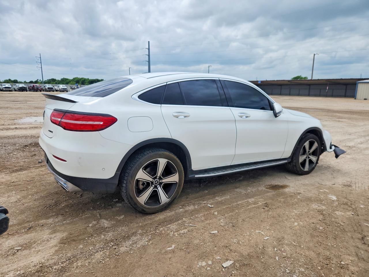 2019 Mercedes-Benz Glc 300 4Matic - zdjęcie 3