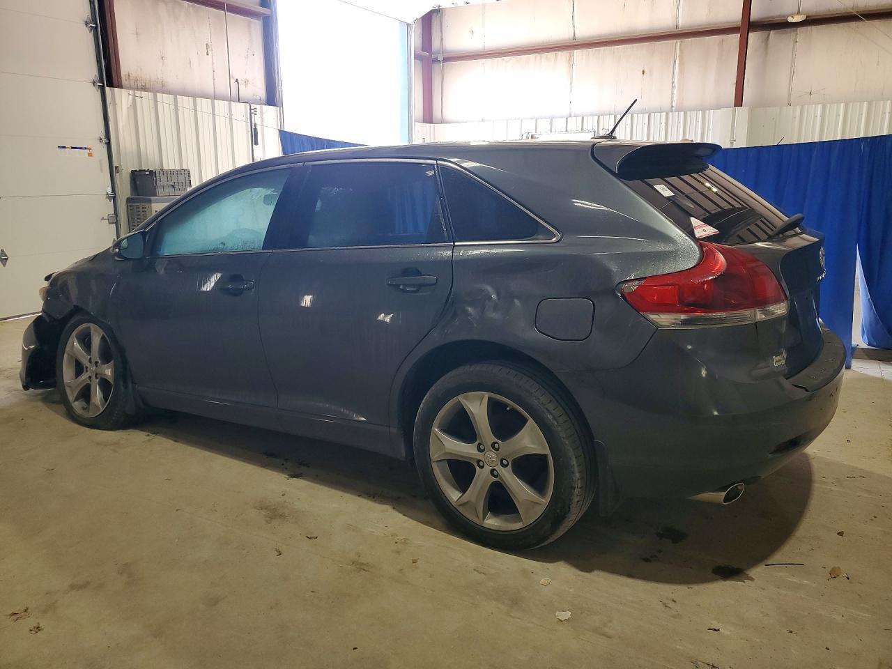 2013 Toyota Venza Le - zdjęcie 2