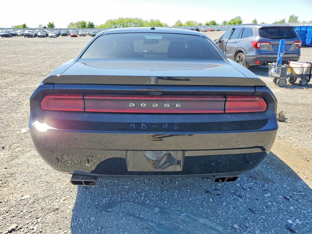 2014 Dodge Challenger R - zdjęcie 6