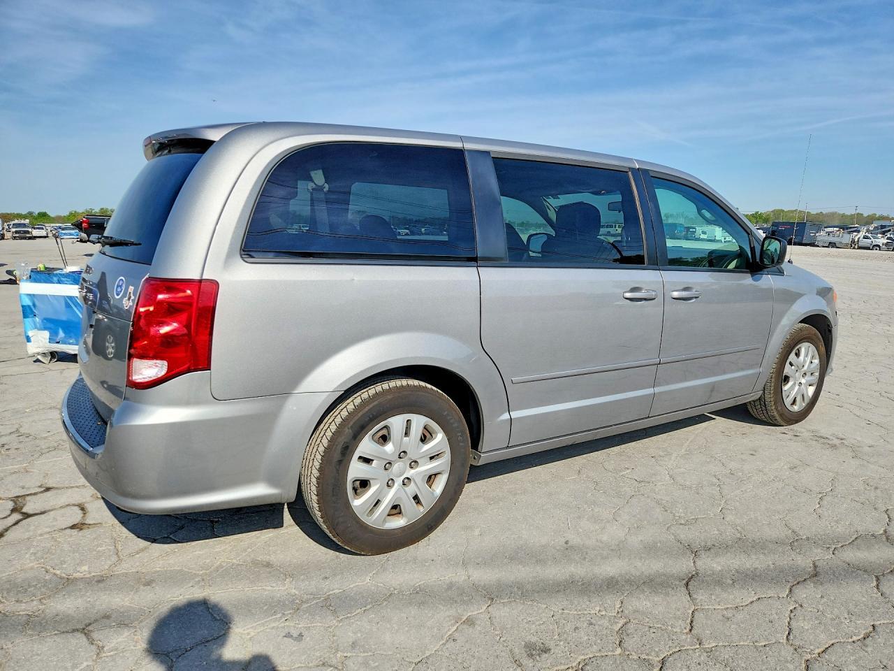 2017 Dodge Grand Caravan Se - zdjęcie 3