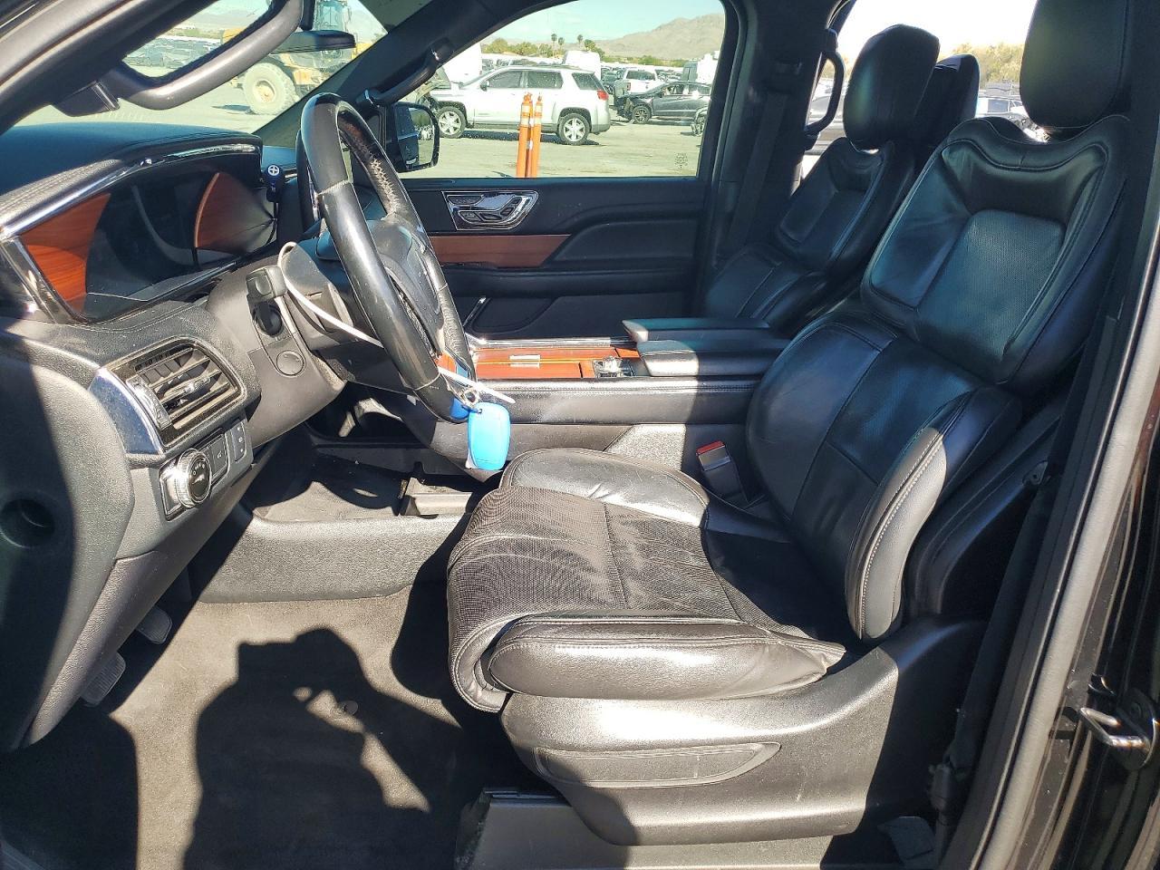 2018 Lincoln Navigator Reserve - zdjęcie 7