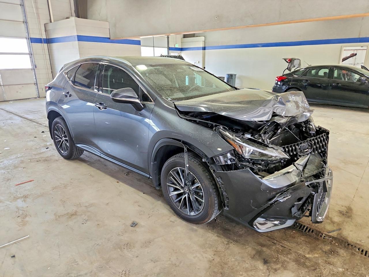 2025 Lexus Nx 250 Premium - zdjęcie 4