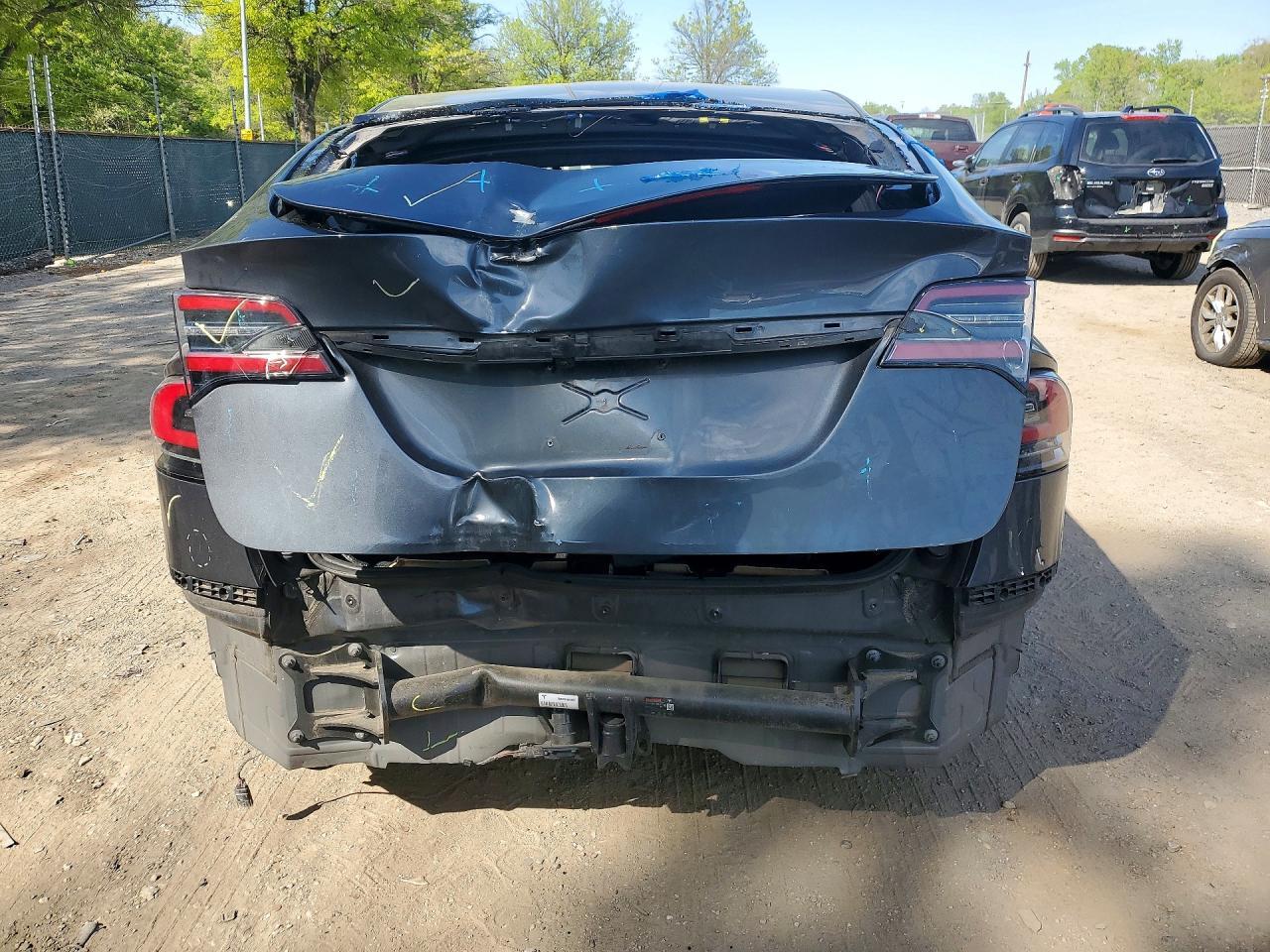 2016 Tesla Model X - zdjęcie 6