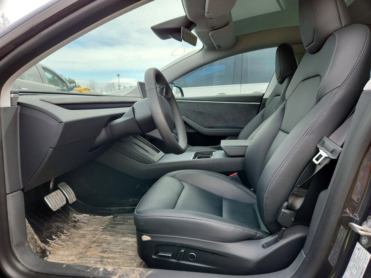 2024 Tesla Model 3 - zdjęcie 7