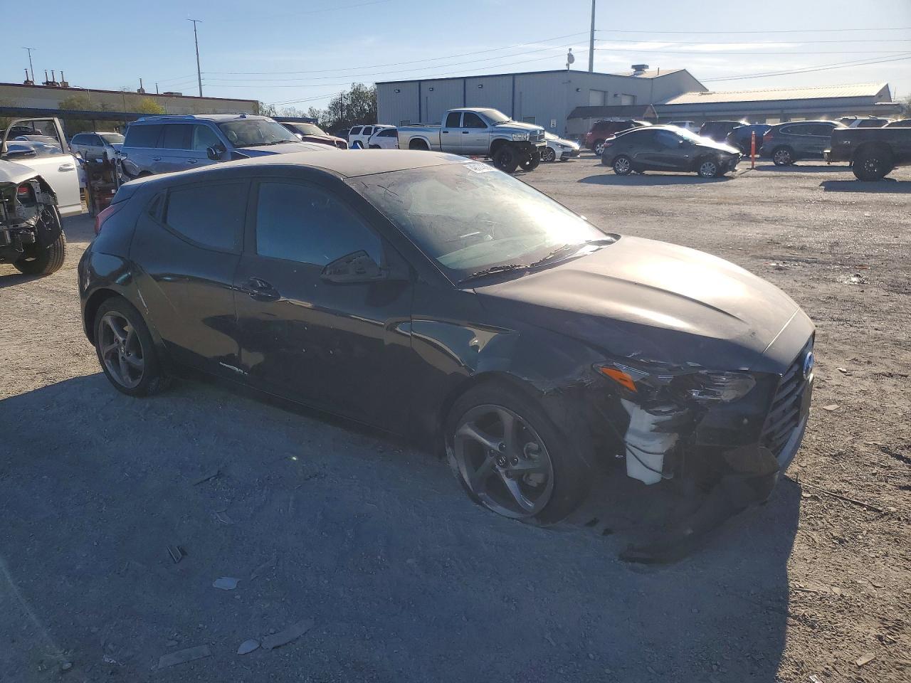 2020 Hyundai Veloster 2.0L - zdjęcie 4