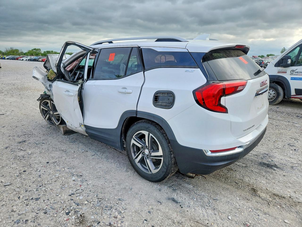 2020 GMC Terrain Slt - zdjęcie 2