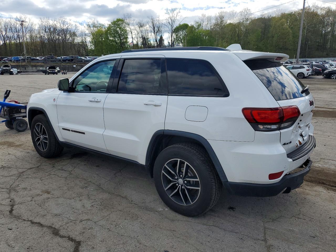 2017 Jeep Grand Cherokee Trailhawk - zdjęcie 2
