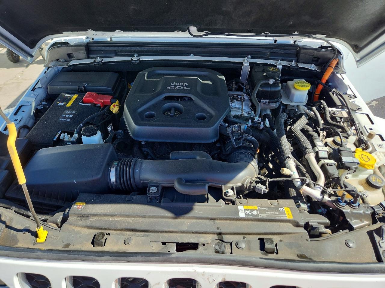 2023 Jeep Wrangler Sahara 4Xe - zdjęcie 12