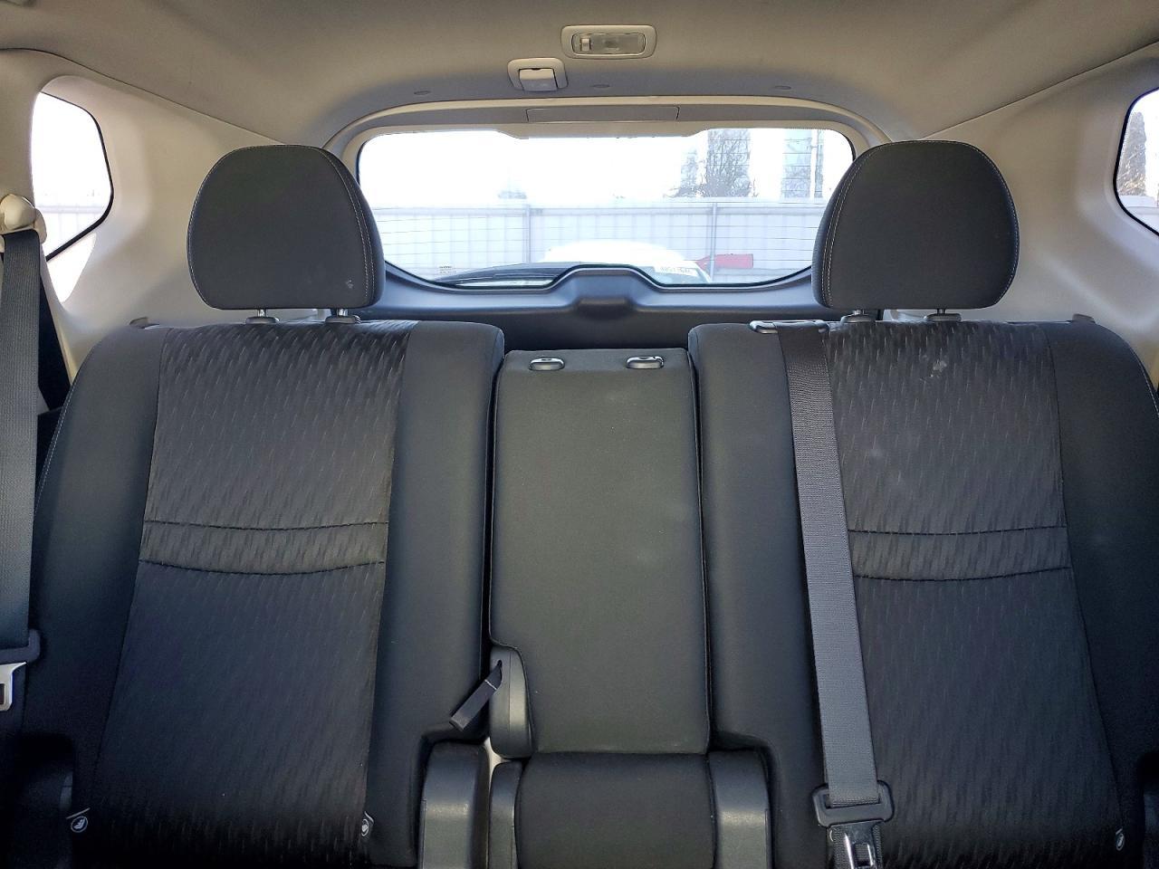 2018 Nissan Rogue S - zdjęcie 10