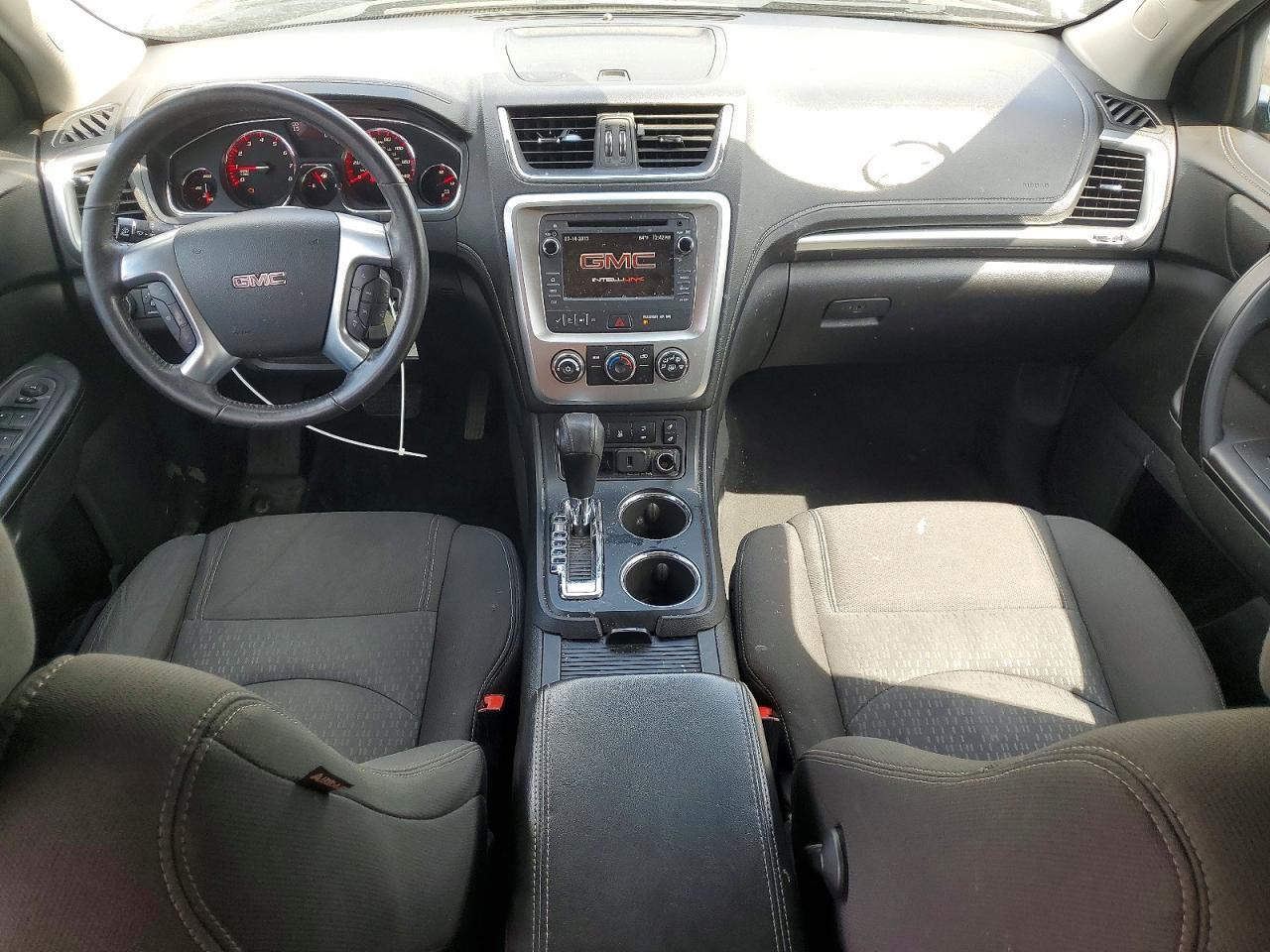 2016 GMC Acadia - zdjęcie 8