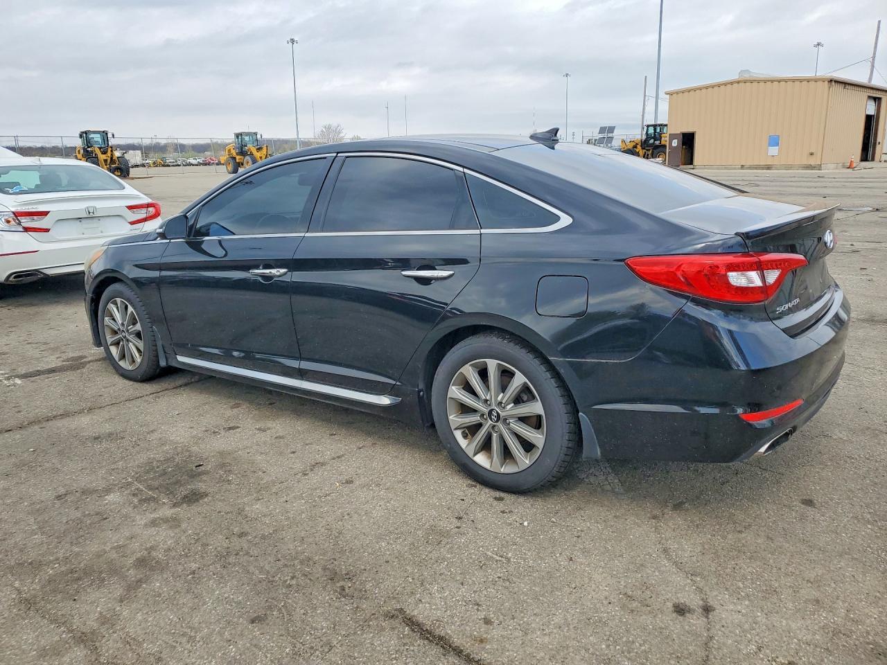 2016 Hyundai Sonata Limited - zdjęcie 2