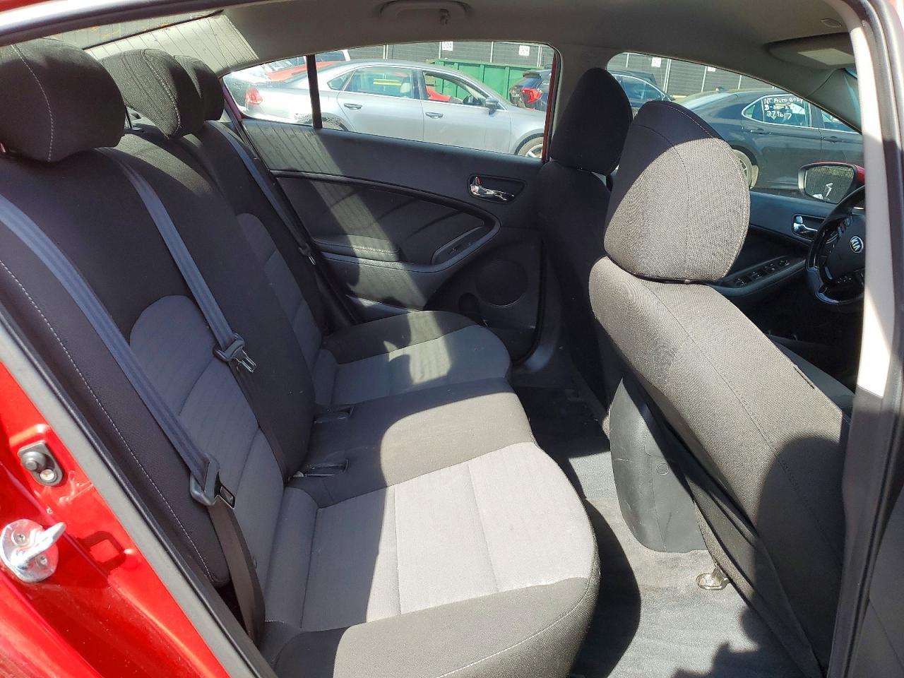 2017 Kia Forte S - zdjęcie 10