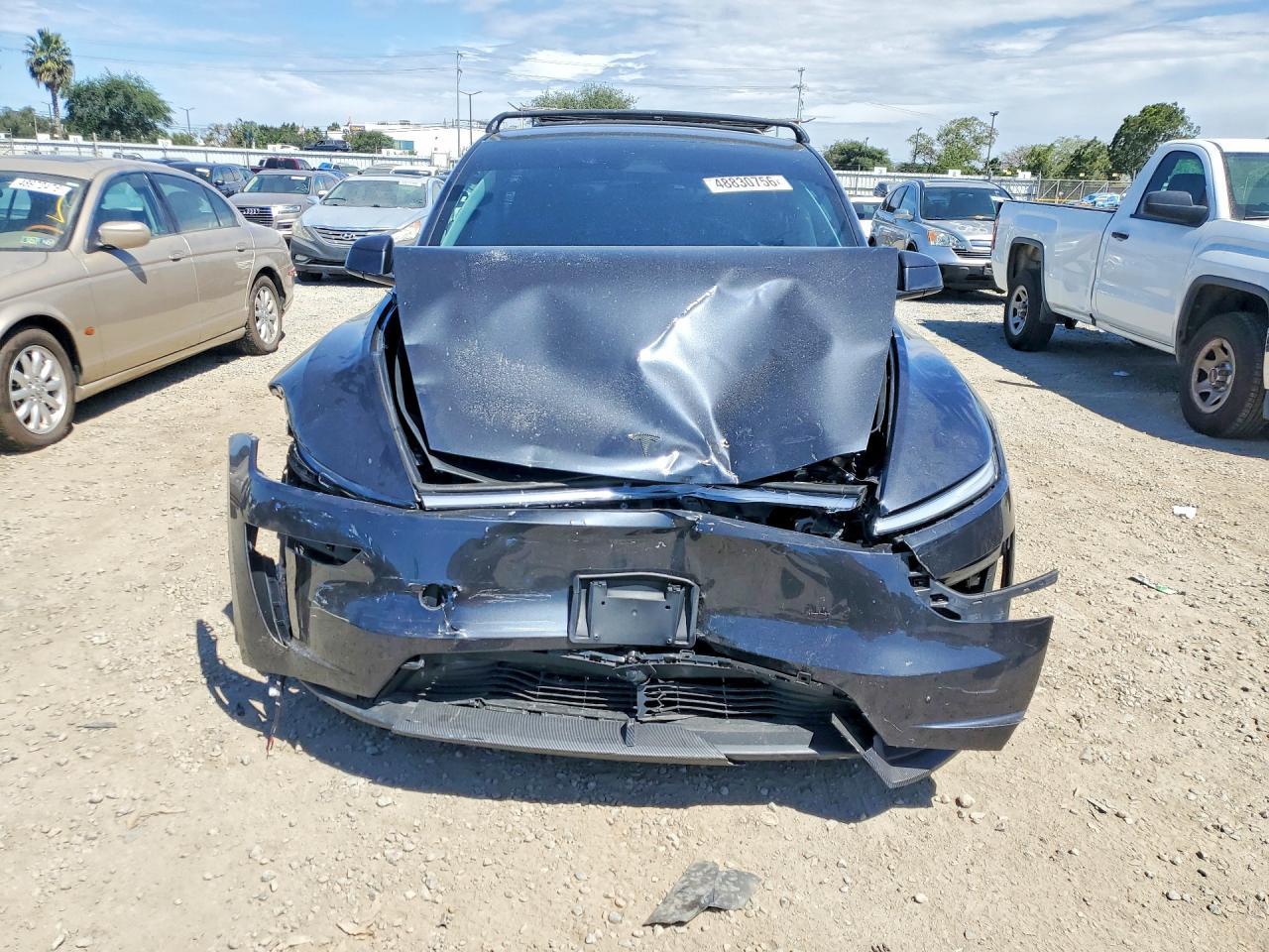 2026 Tesla Model Y - zdjęcie 5