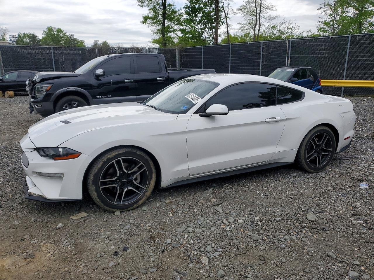 2018 Ford Mustang - zdjęcie główne