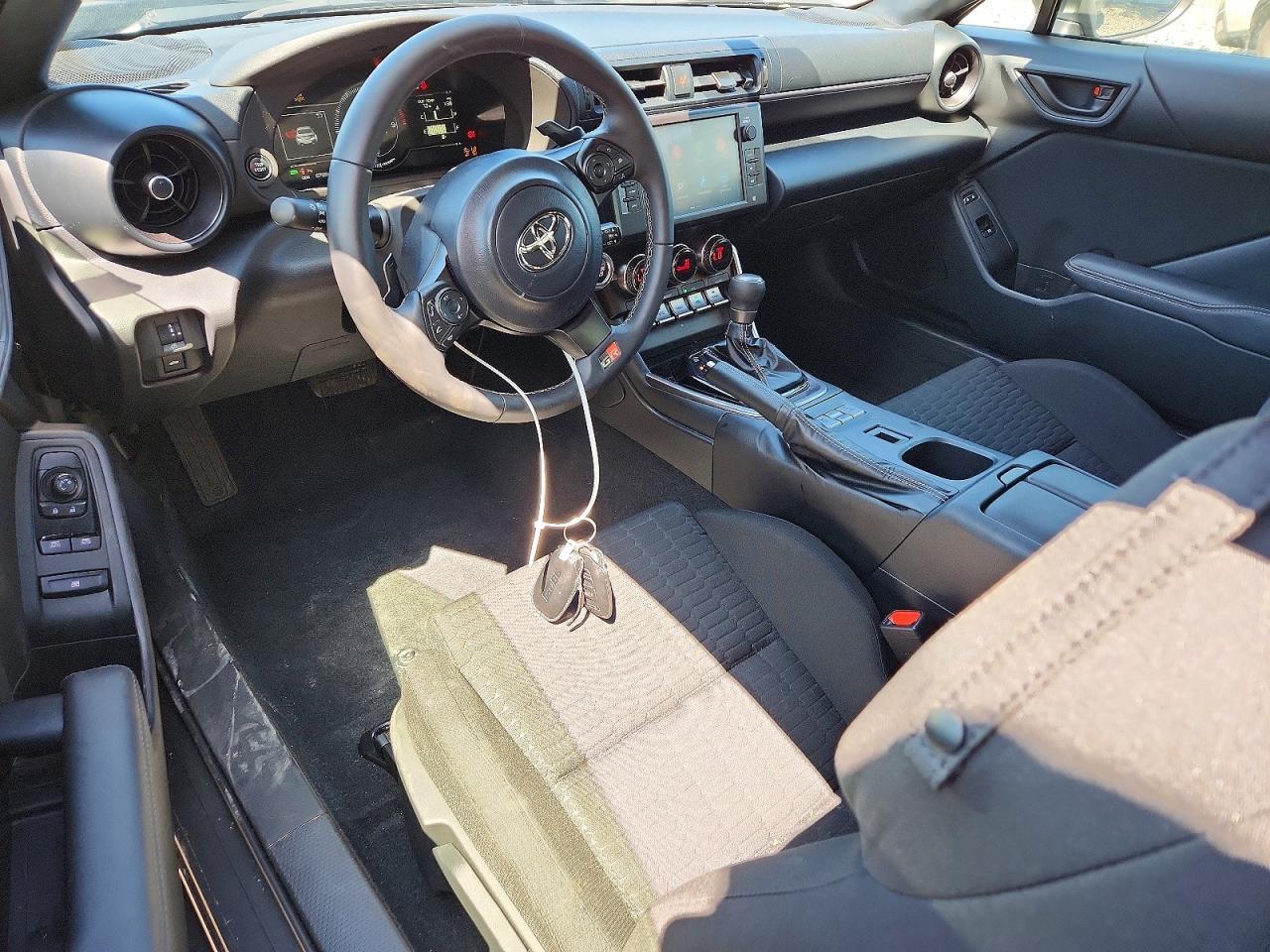 2025 Toyota Gr 86 - zdjęcie 8