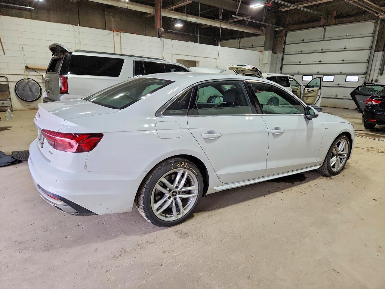 2022 Audi A4 Premium Plus 45 - zdjęcie 3