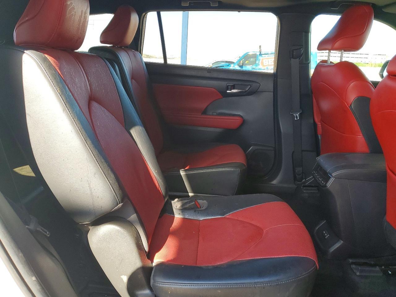 2022 Toyota Highlander Xse - zdjęcie 10