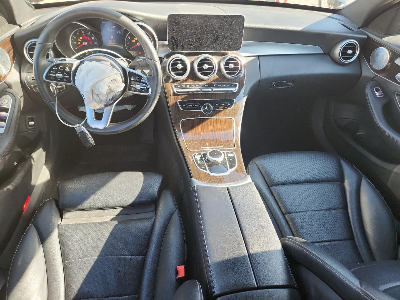 2020 Mercedes-Benz C 300 - zdjęcie 8