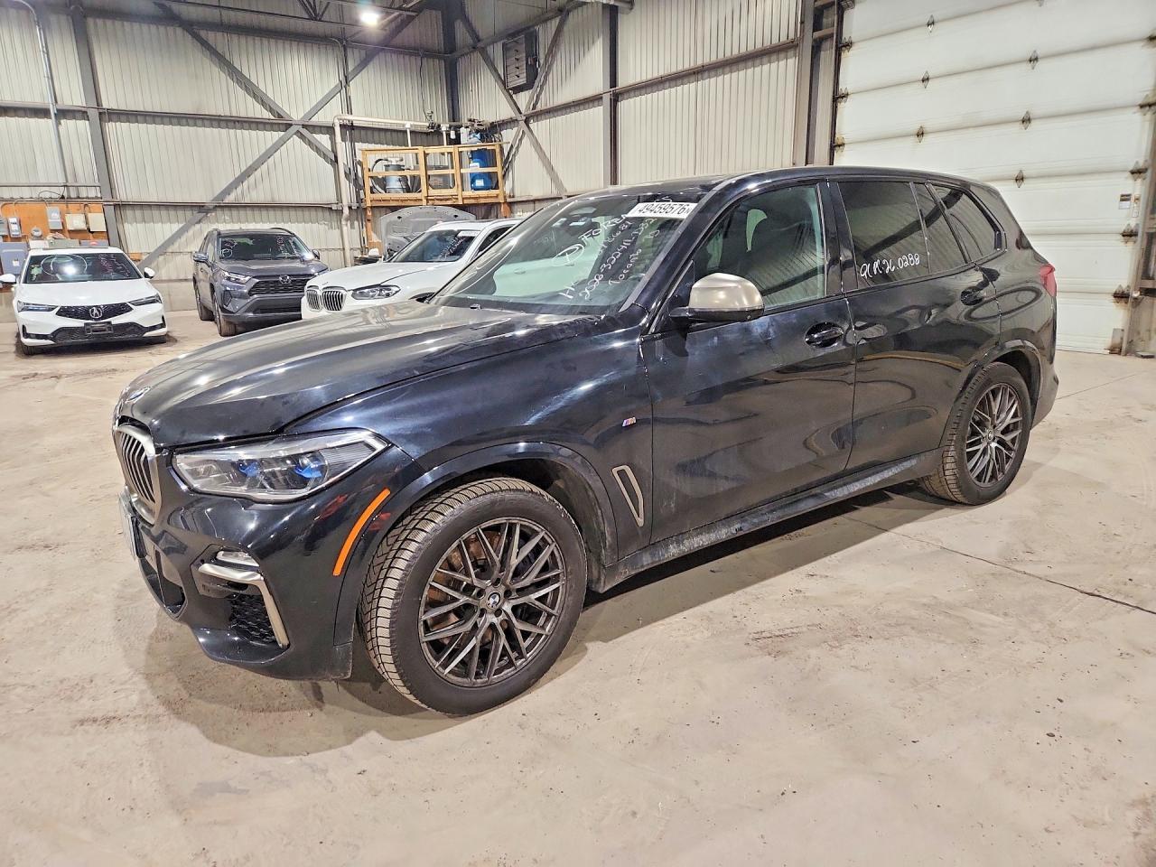 2020 BMW X5 M50I - zdjęcie główne