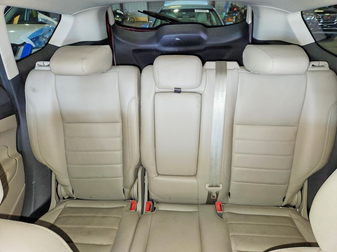 2016 Ford Escape Titanium - zdjęcie 10