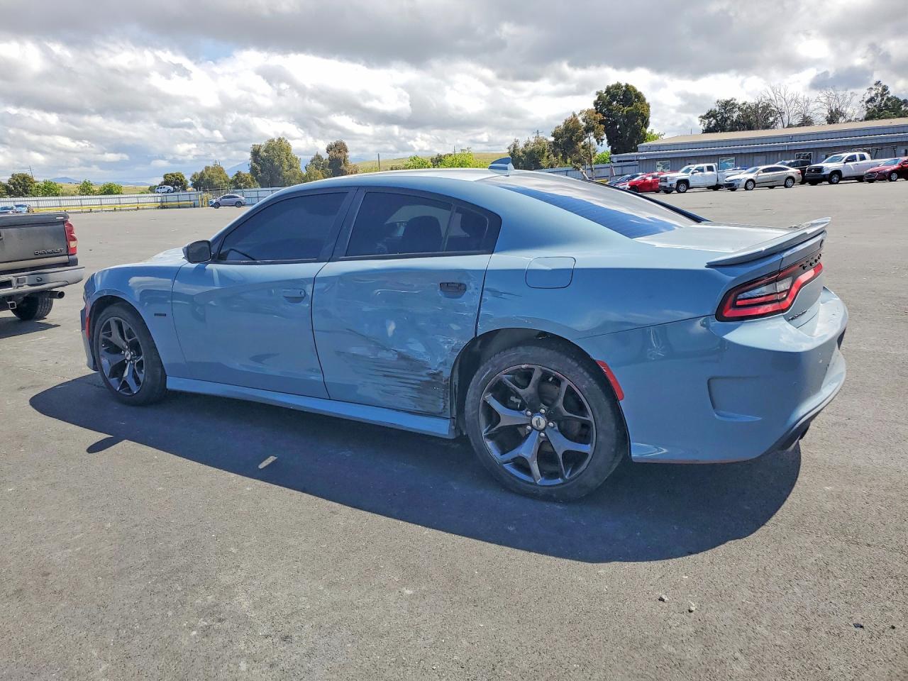 2019 Dodge Charger R - zdjęcie 2