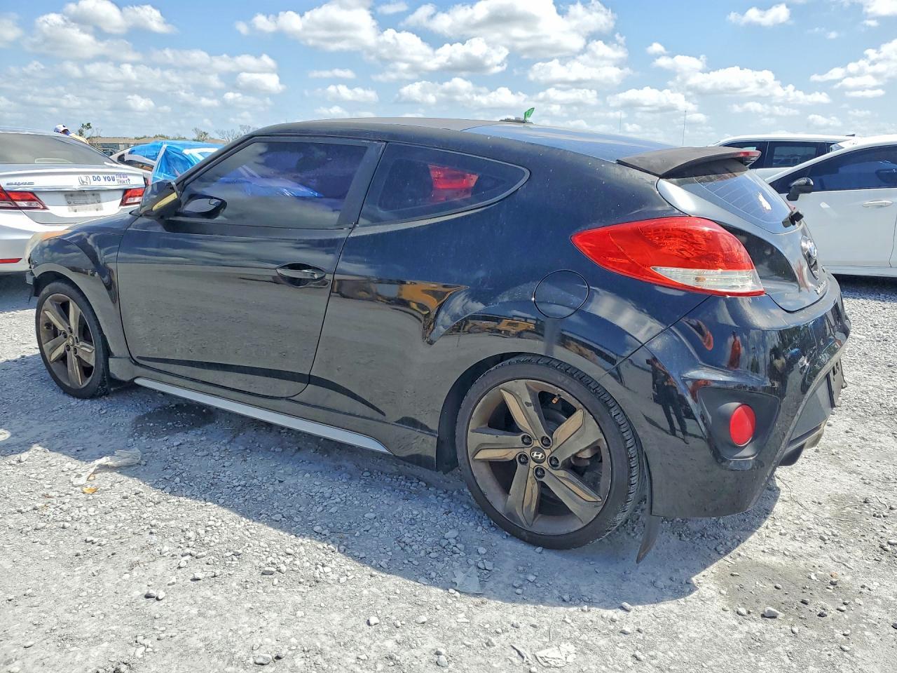 2014 Hyundai Veloster Turbo - zdjęcie 2