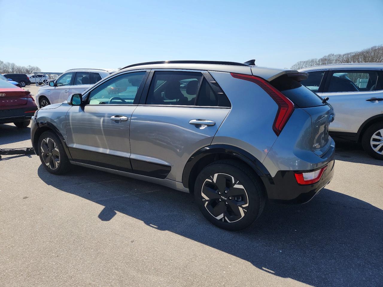 2024 Kia Niro Wind - zdjęcie 2