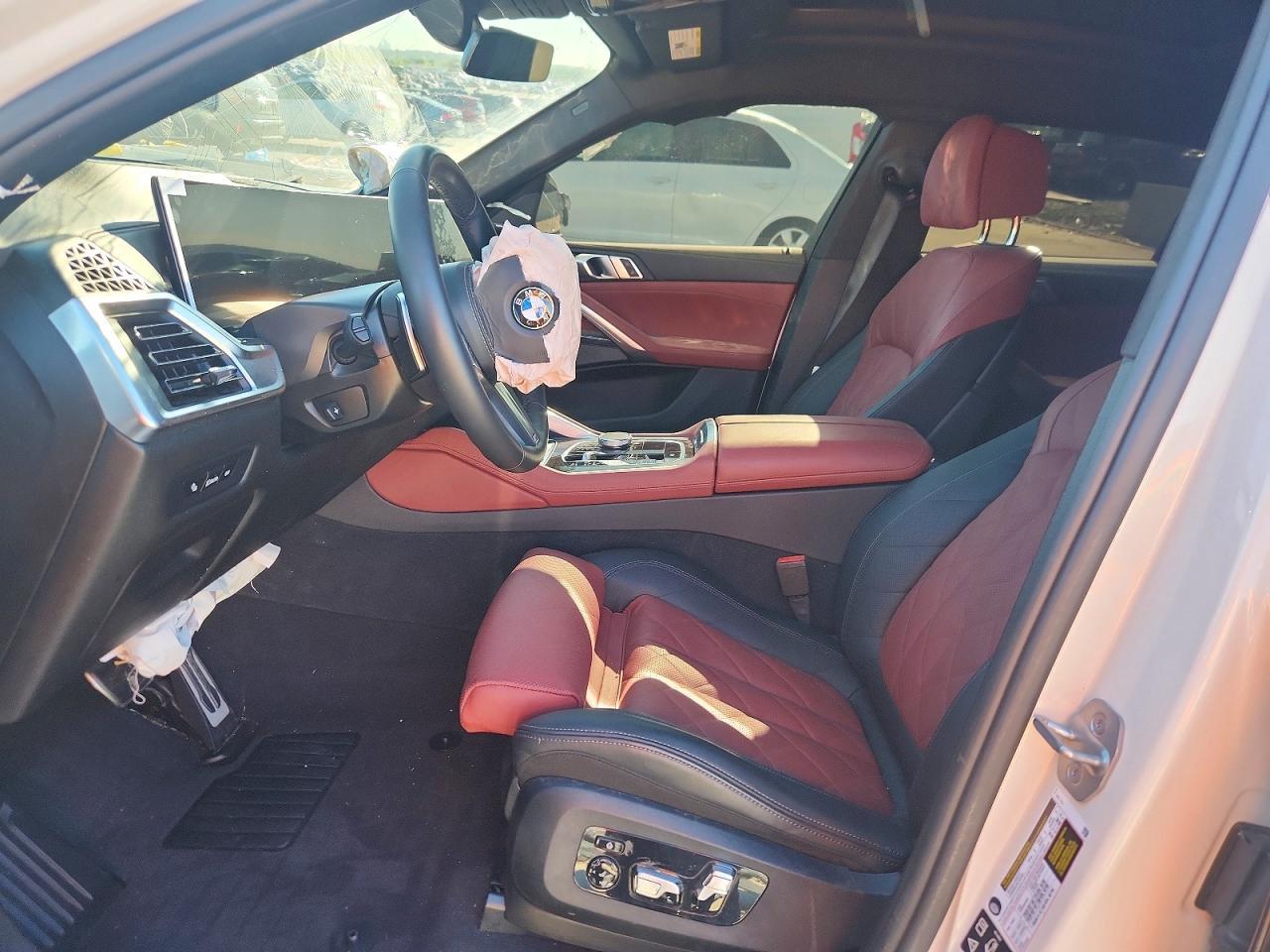 2025 BMW X6 xDrive40I - zdjęcie 7