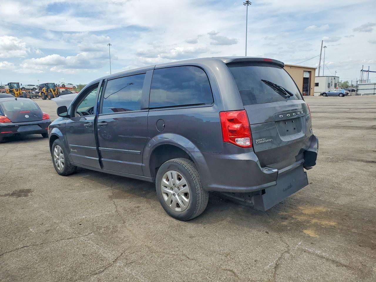 2016 Dodge Grand Caravan Se - zdjęcie 2