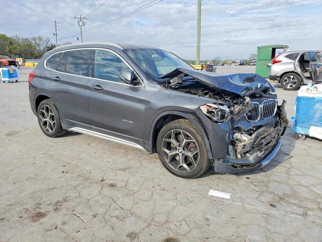 2016 BMW X1 xDrive28I - zdjęcie 4