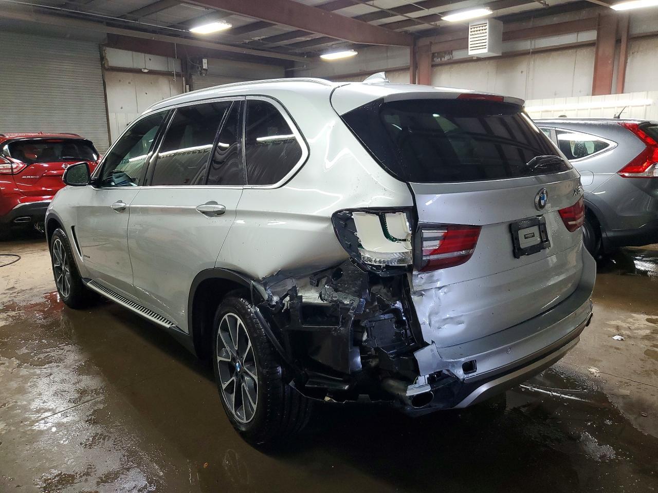 2017 BMW X5 xDrive35I - zdjęcie 2