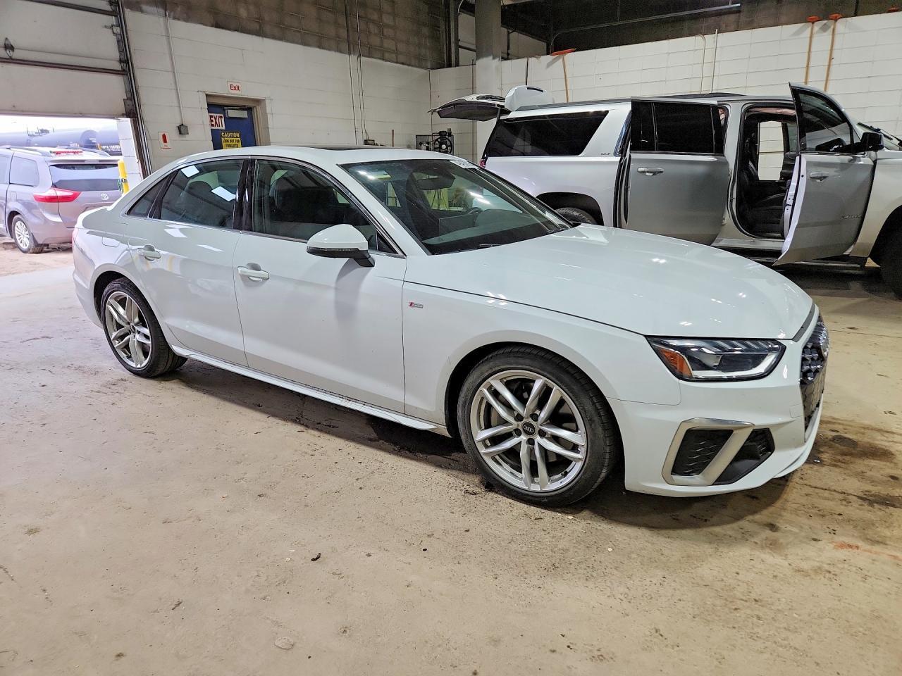 2022 Audi A4 Premium Plus 45 - zdjęcie 4