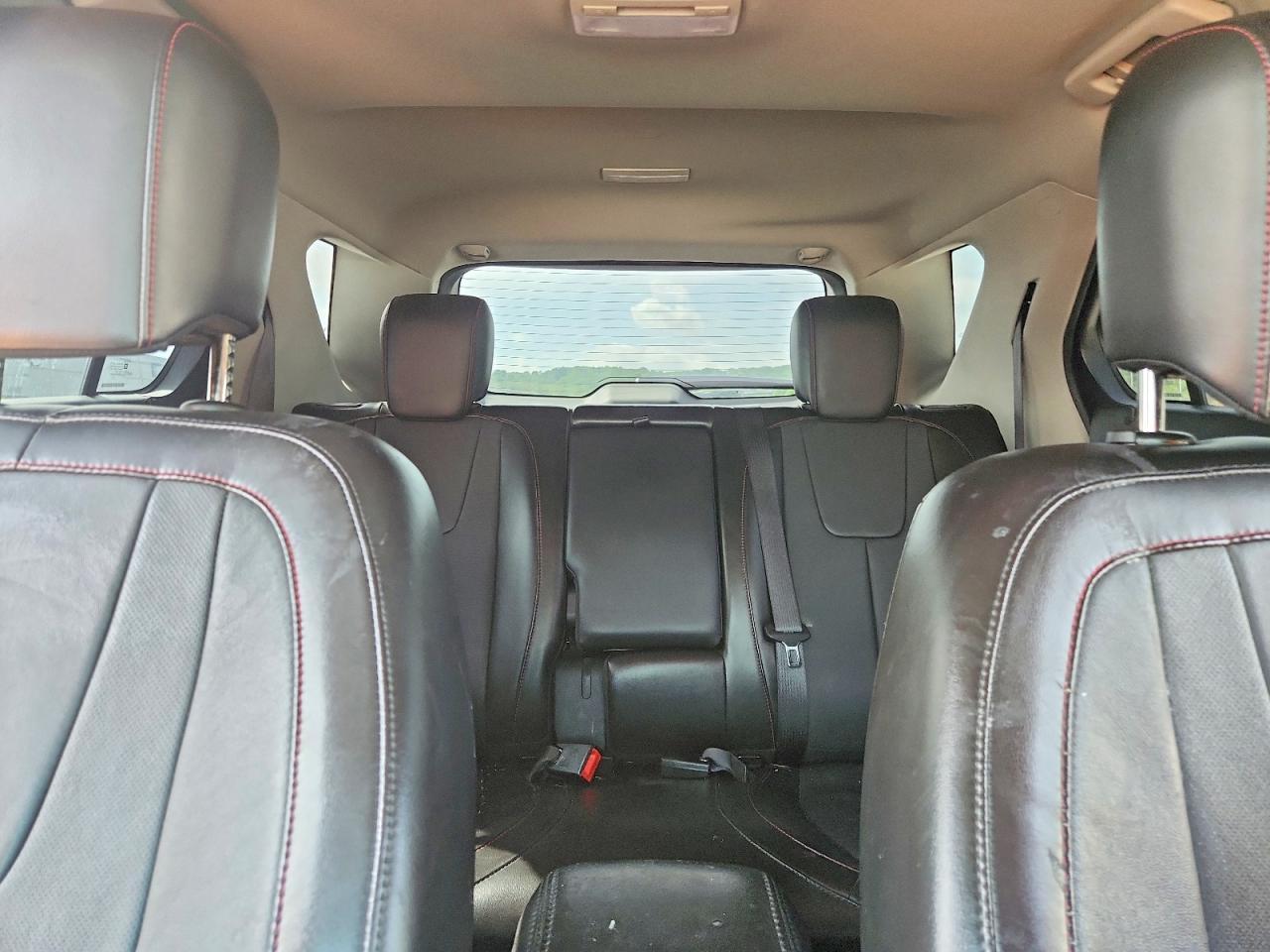 2017 Chevrolet Equinox Premier - zdjęcie 28