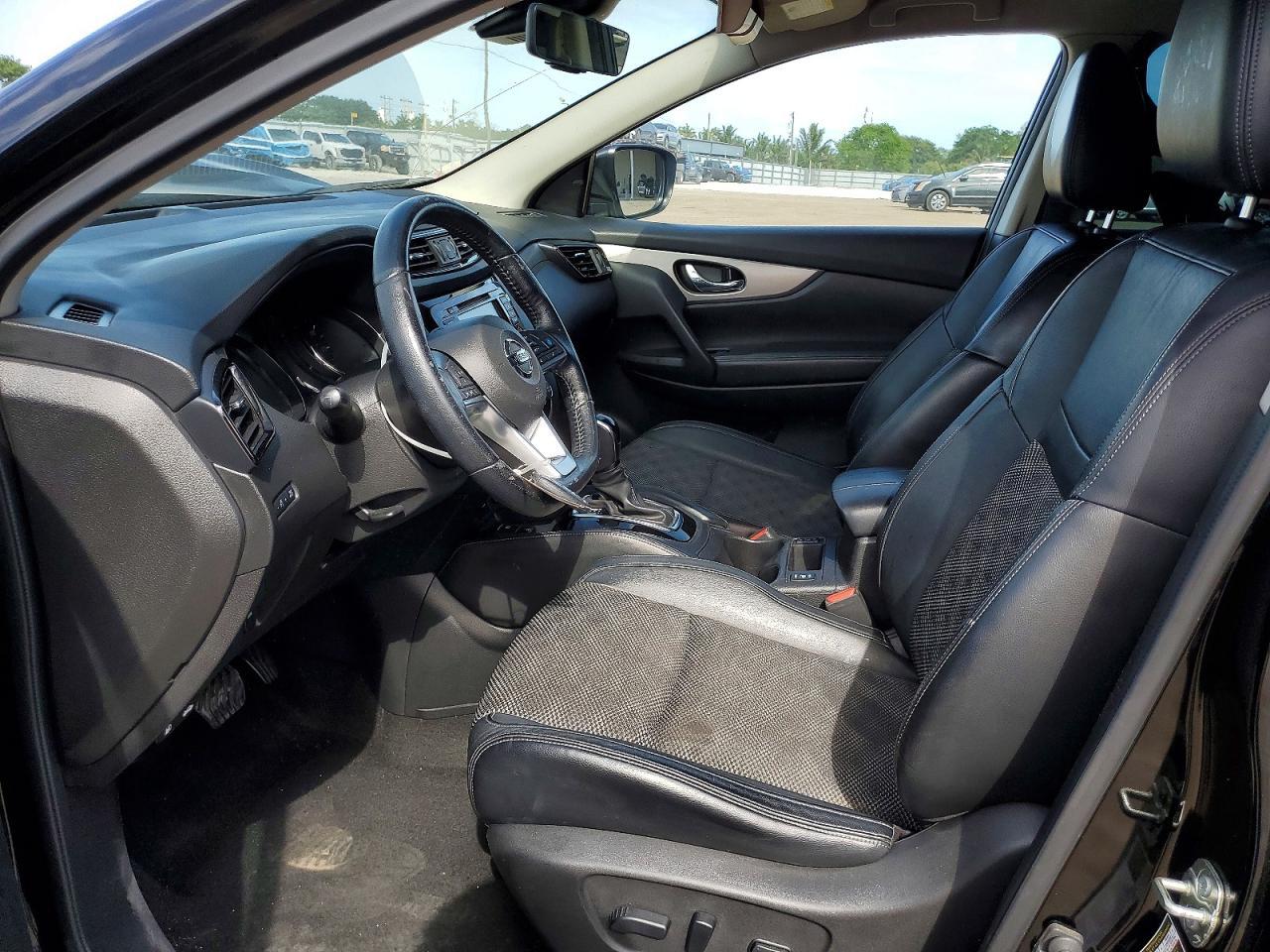 2020 Nissan Rogue Sport Sv - zdjęcie 7