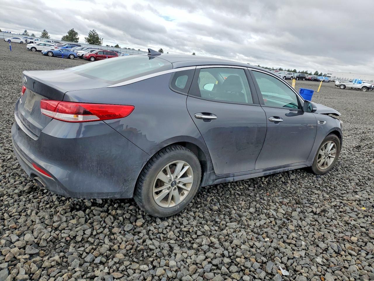 2017 Kia Optima Lx - zdjęcie 3