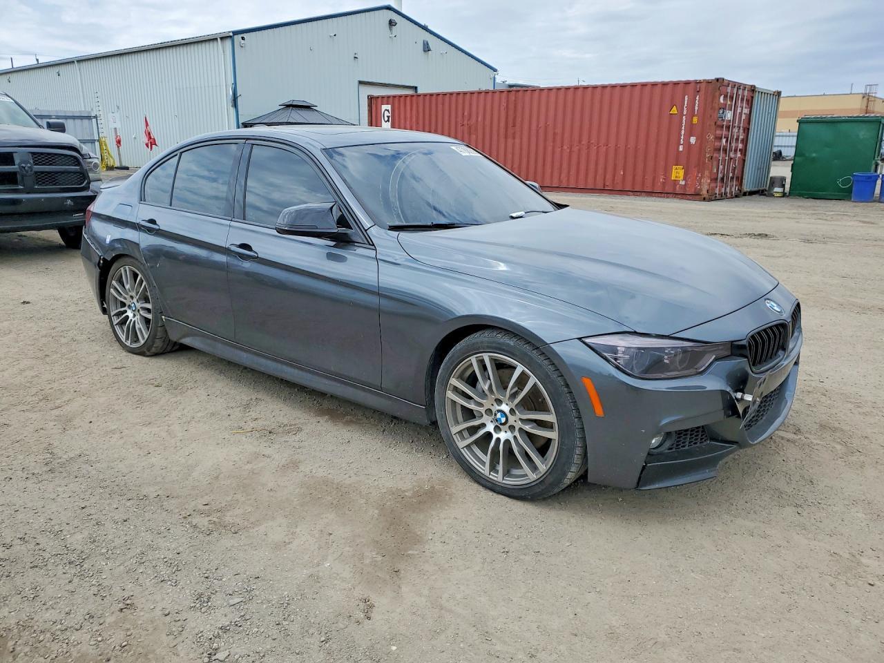 2016 BMW 340 Xi - zdjęcie 4