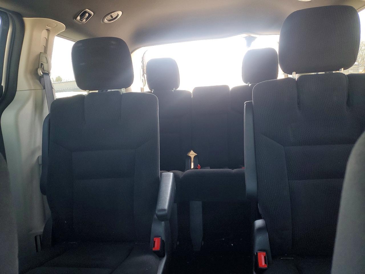 2017 Dodge Grand Caravan Se - zdjęcie 10