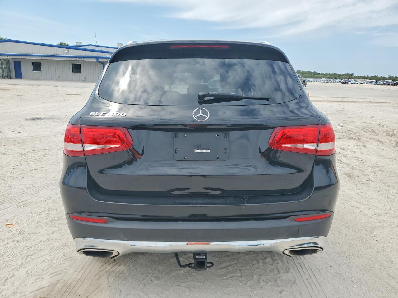 2018 Mercedes-Benz Glc 300 - zdjęcie 6