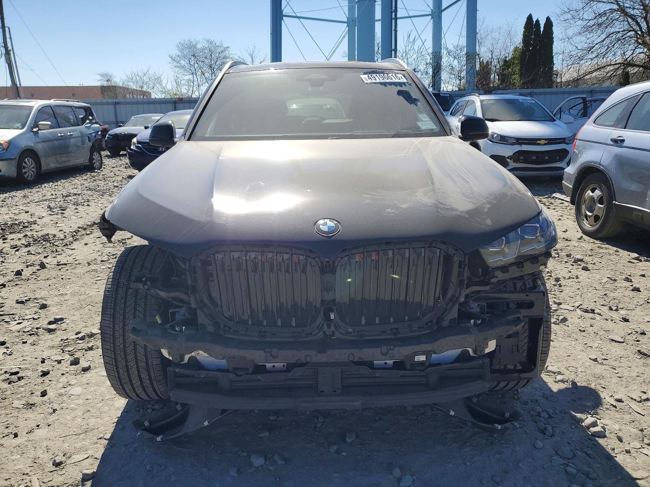 2024 BMW X5 xDrive40I - zdjęcie 5