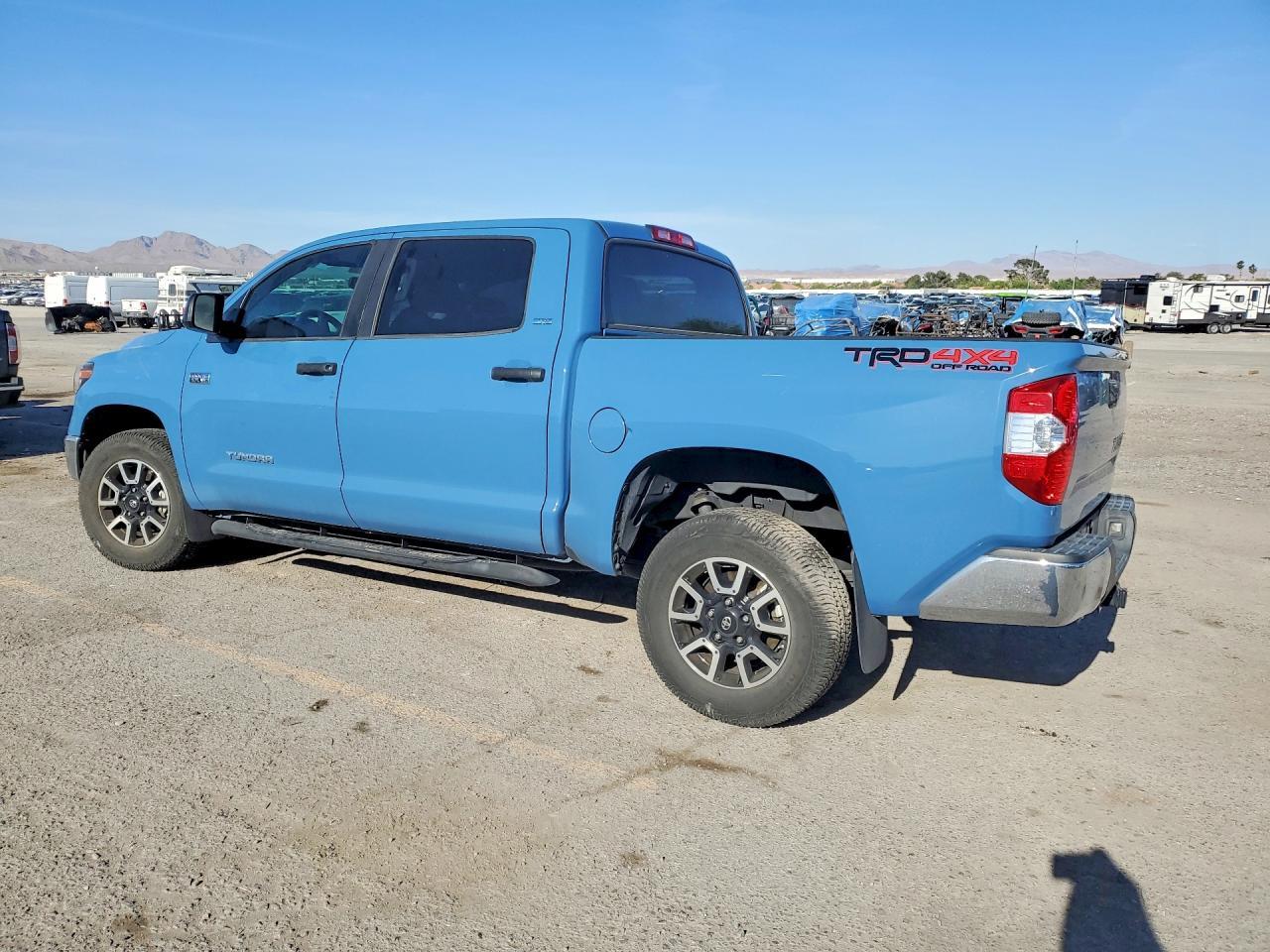 2019 Toyota Tundra Sr5 - zdjęcie 2