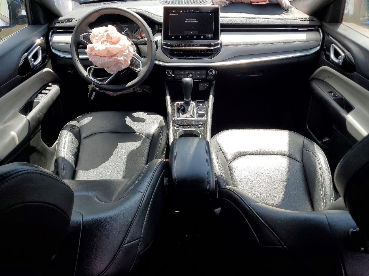 2025 Jeep Compass Limited - zdjęcie 8