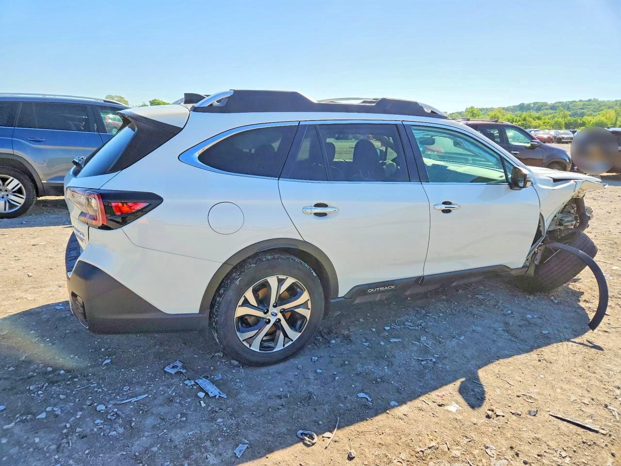 2021 Subaru Outback Touring - zdjęcie 3