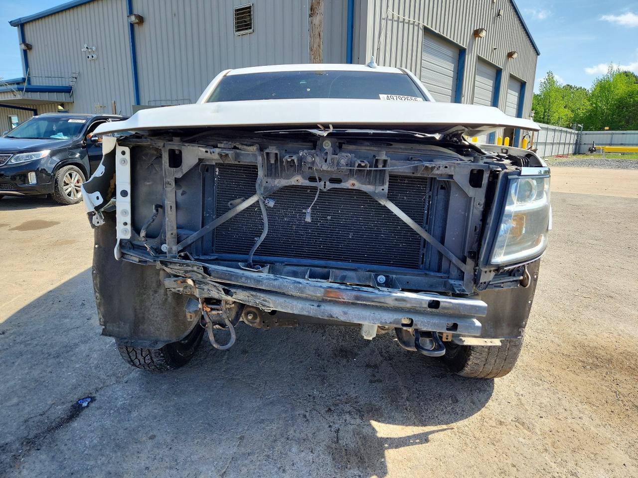 2015 Chev Tahoe - zdjęcie 5