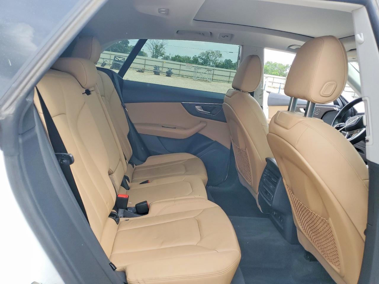 2023 Audi Q8 Premium - zdjęcie 10