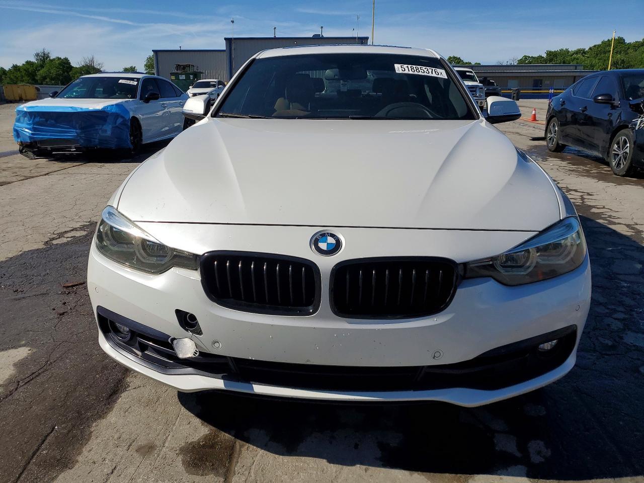 2018 BMW 330 I - zdjęcie 5