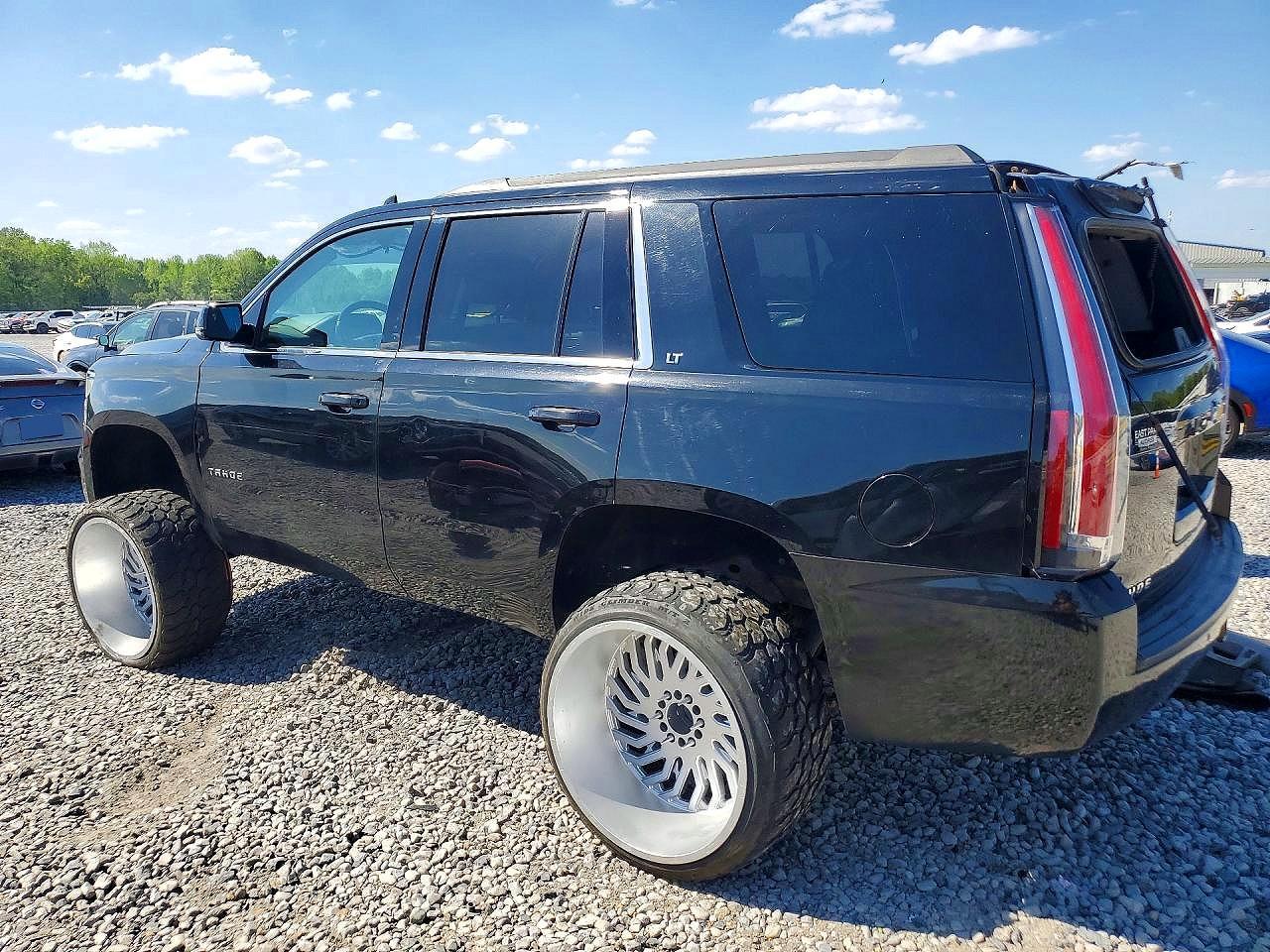 2016 Chevrolet Tahoe K1500 Lt - zdjęcie 2