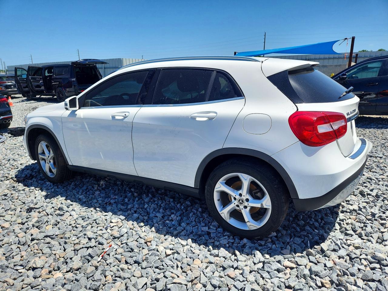 2018 Mercedes-Benz Gla 250 4Matic - zdjęcie 2