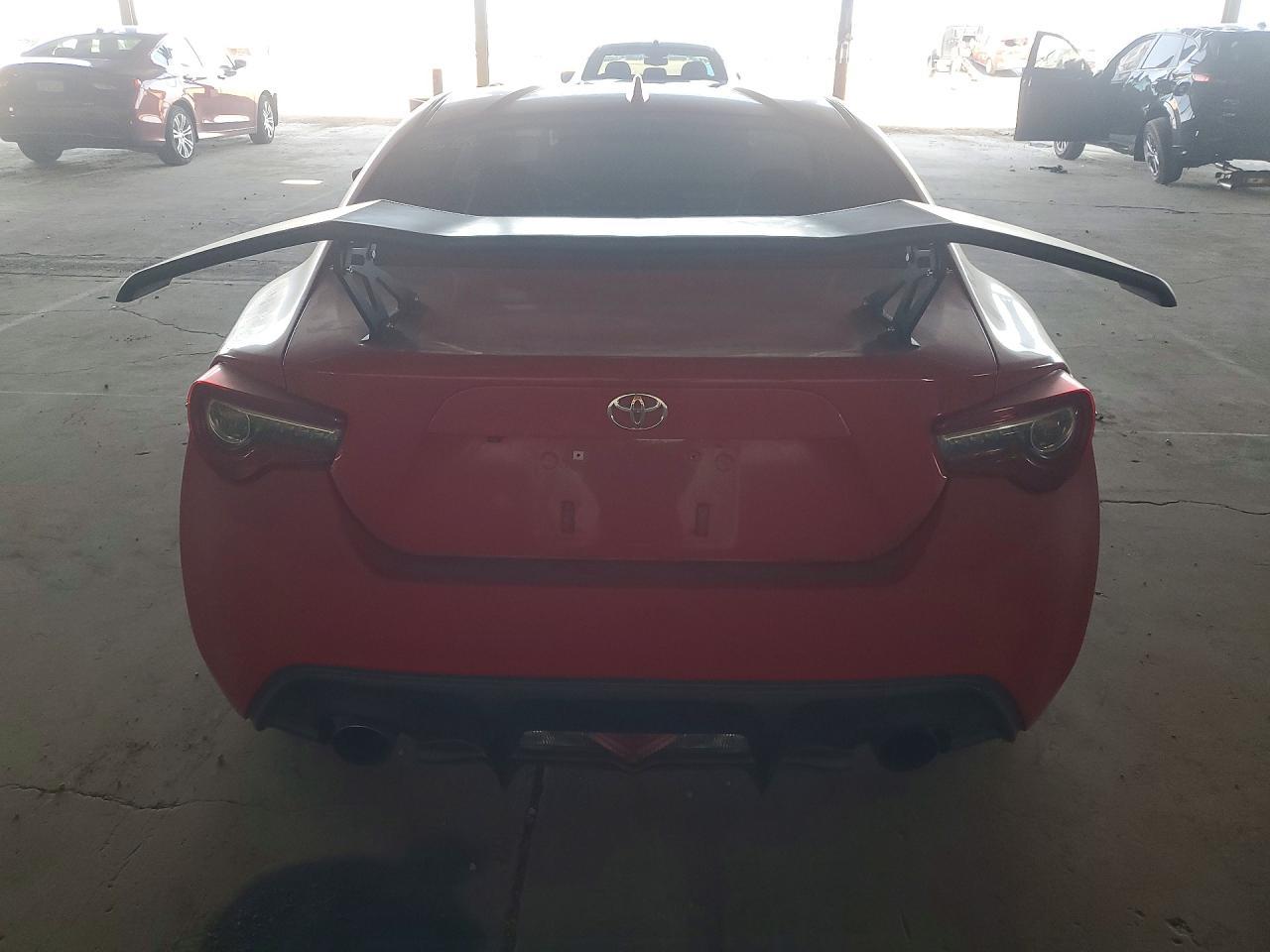 2017 Toyota 86 Base - zdjęcie 6