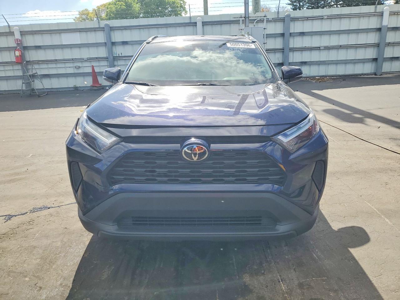 2025 Toyota Rav4 Xle - zdjęcie 5